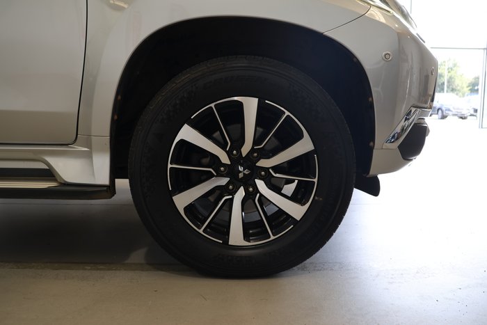 2017 Mitsubishi Pajero Sport Exceed