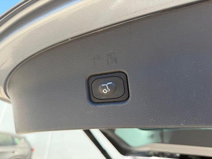 2017 Ford Everest Trend