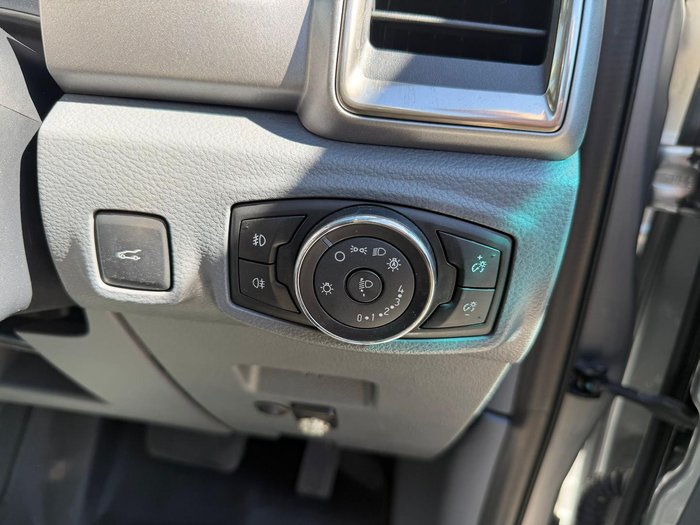 2017 Ford Everest Trend