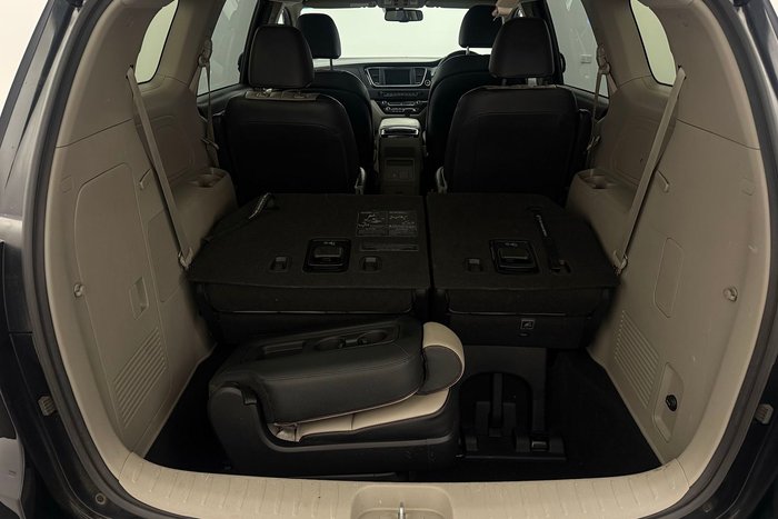 2019 Kia Carnival SLi