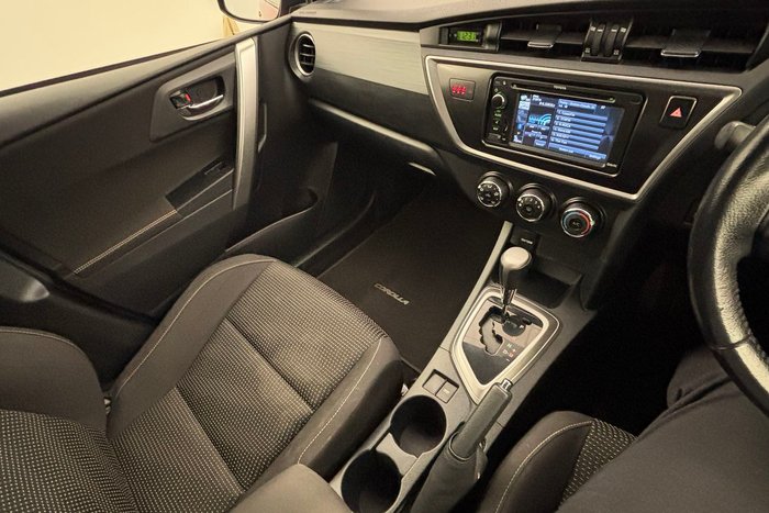 2014 Toyota Corolla Ascent Sport