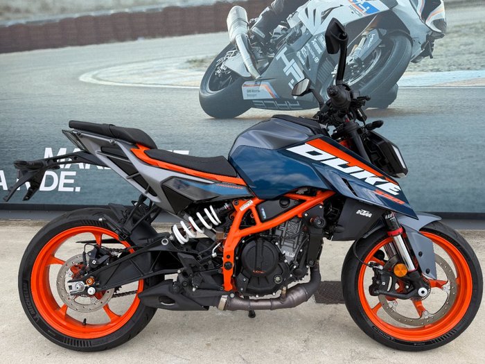 2024 Ktm 390 DUKE Blue
