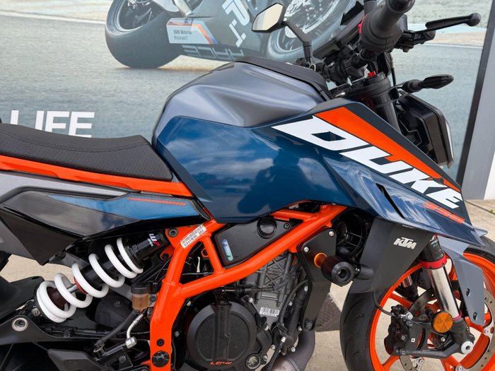 2024 Ktm 390 DUKE Blue