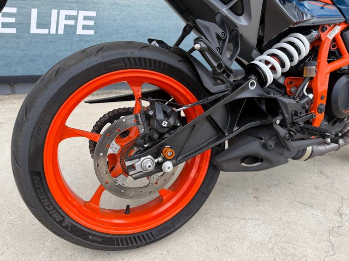 2024 Ktm 390 DUKE Blue