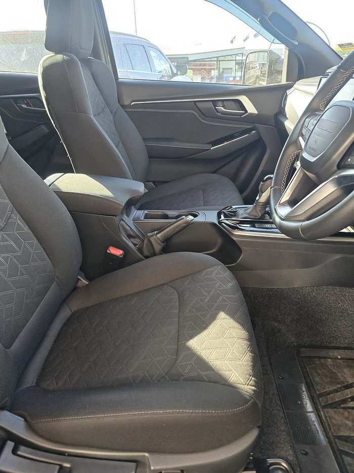 2025 Isuzu D-MAX LS-U