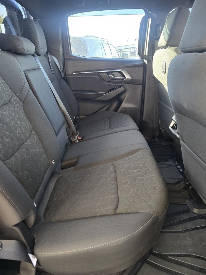 2025 Isuzu D-MAX LS-U