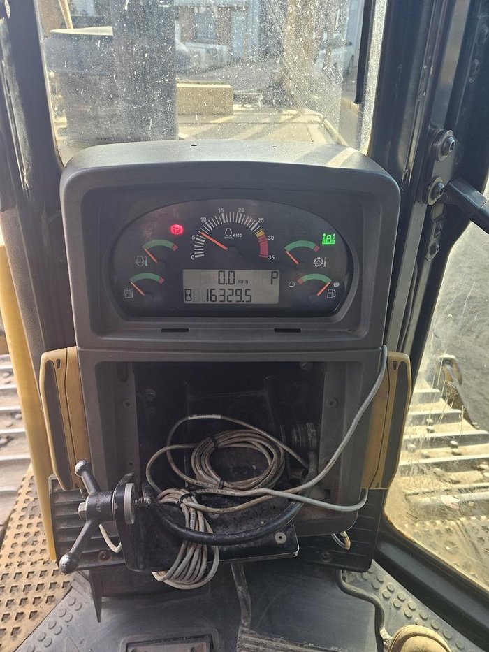 2010 CAT D8t