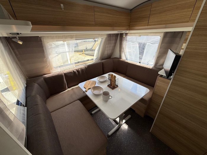 2018 Adria Altea 552