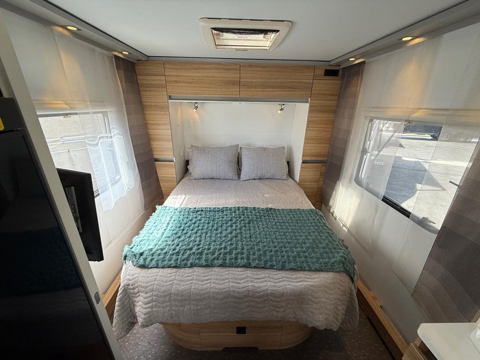 2018 Adria Altea 552