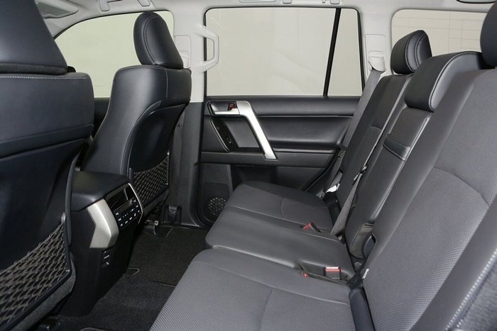 2023 Toyota Landcruiser Prado Kakadu