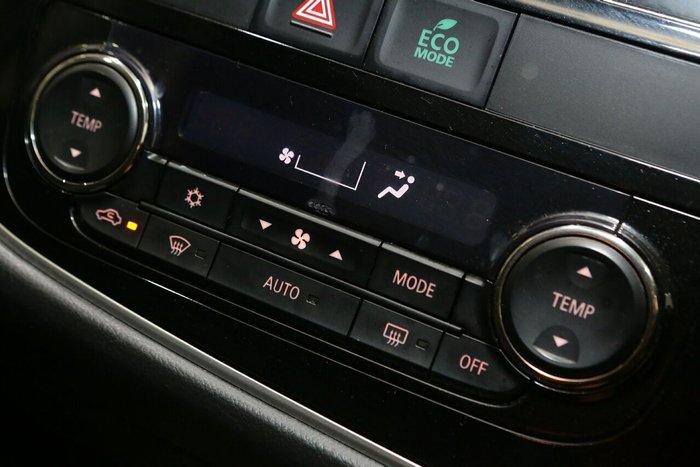 2017 Mitsubishi Outlander LS