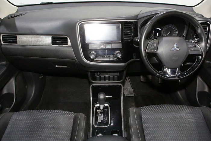 2017 Mitsubishi Outlander LS