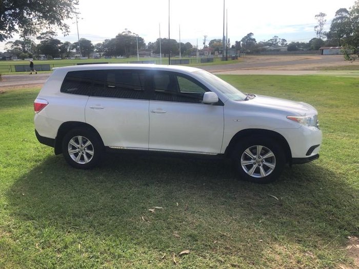 2011 Toyota Kluger KX-R