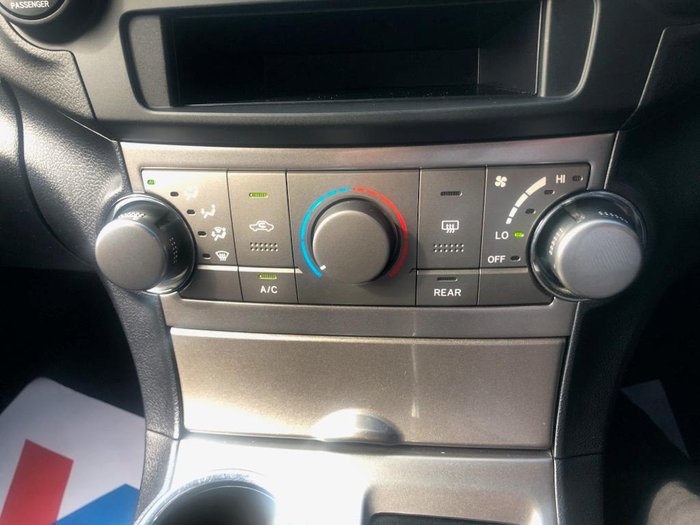 2011 Toyota Kluger KX-R