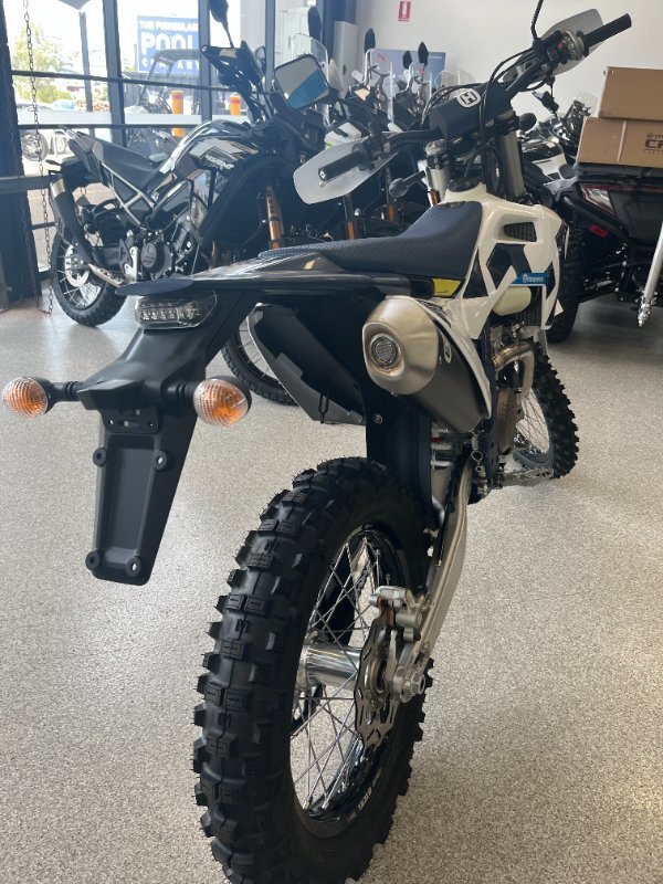 2026 HUSQVARNA FE250 WHITE