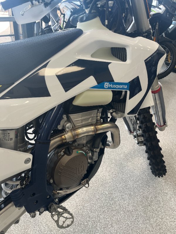 2026 HUSQVARNA FE250 WHITE
