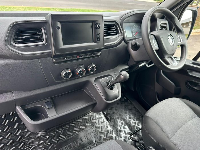 2024 Renault Master Pro 110kW