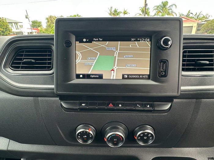 2024 Renault Master Pro 110kW