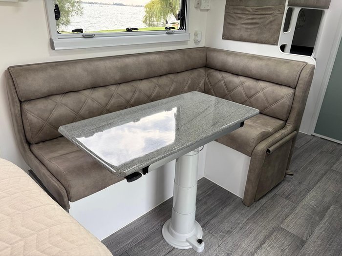 2024 Coach RV 2 BUNK 18.7FT