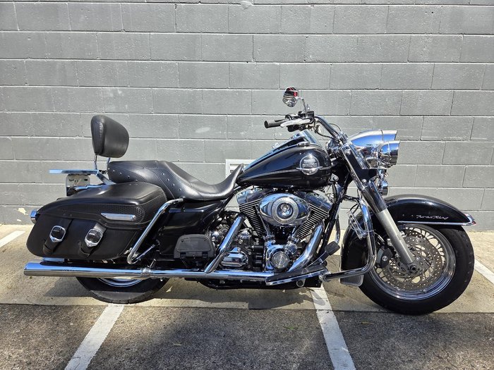 2008 Harley-Davidson Road King Classic 1584 (FLHRC)