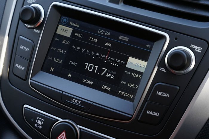 2016 Hyundai Accent SR