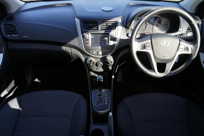 2016 Hyundai Accent SR