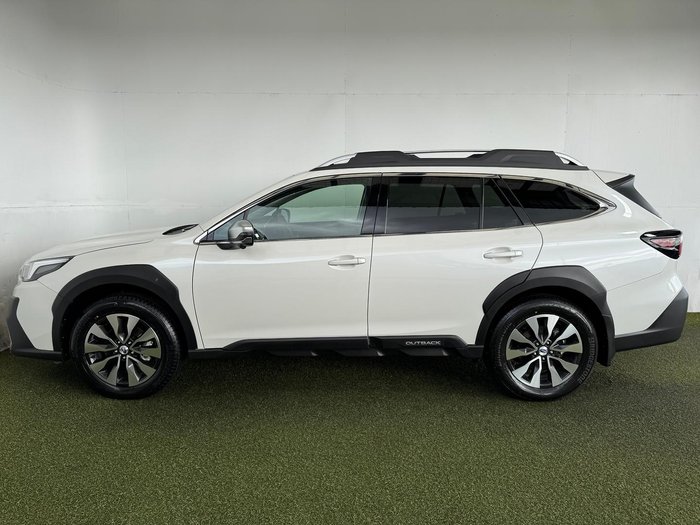 2025 Subaru Outback AWD Touring
