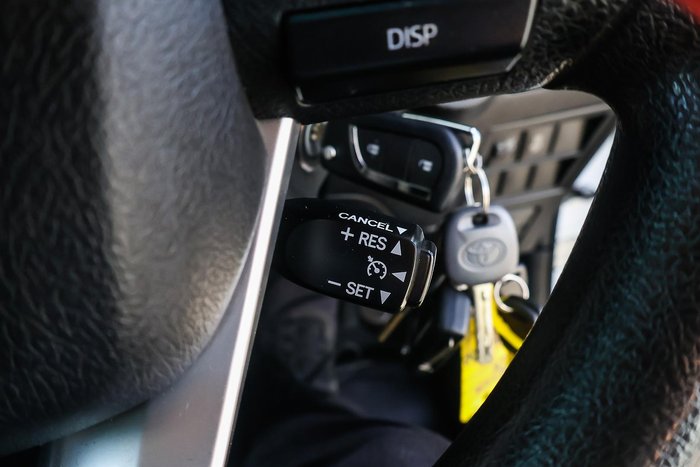 2017 Toyota Hilux SR