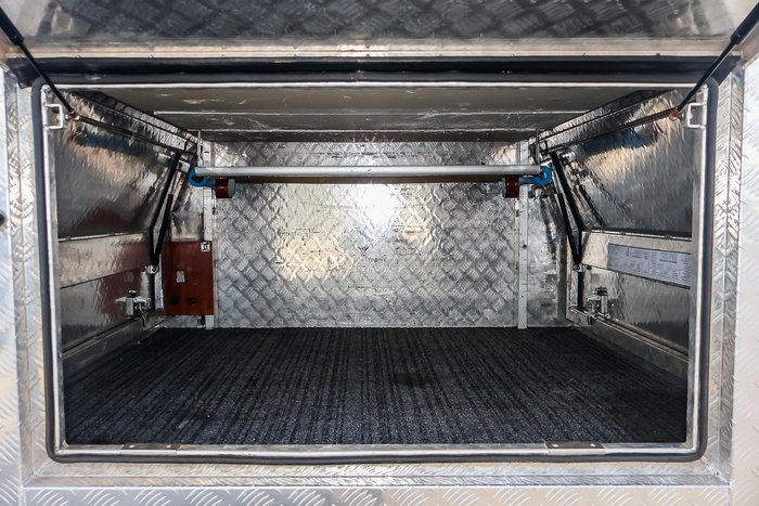 2017 Toyota Hilux SR