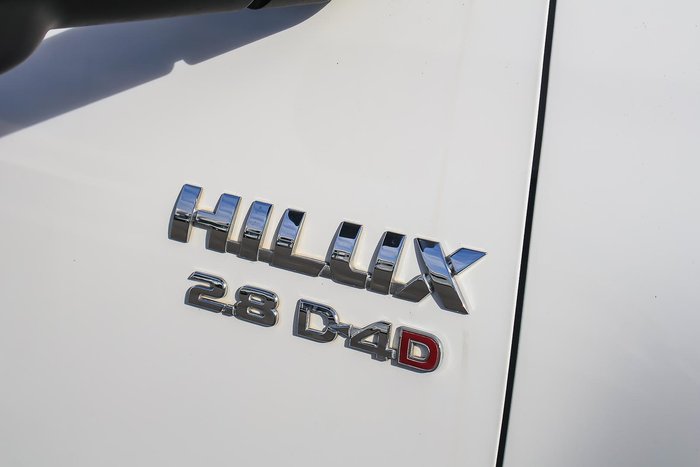 2017 Toyota Hilux SR