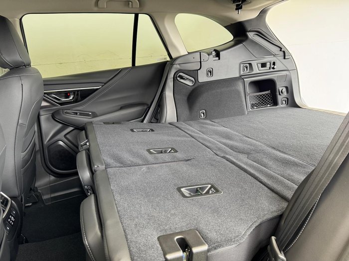 2025 Subaru Outback AWD Touring