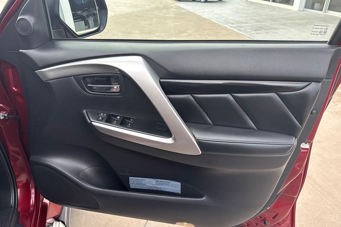 2017 Mitsubishi Pajero Sport GLS QE MY17 4X4 Dual Range Red