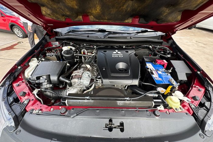 2017 Mitsubishi Pajero Sport GLS QE MY17 4X4 Dual Range Red