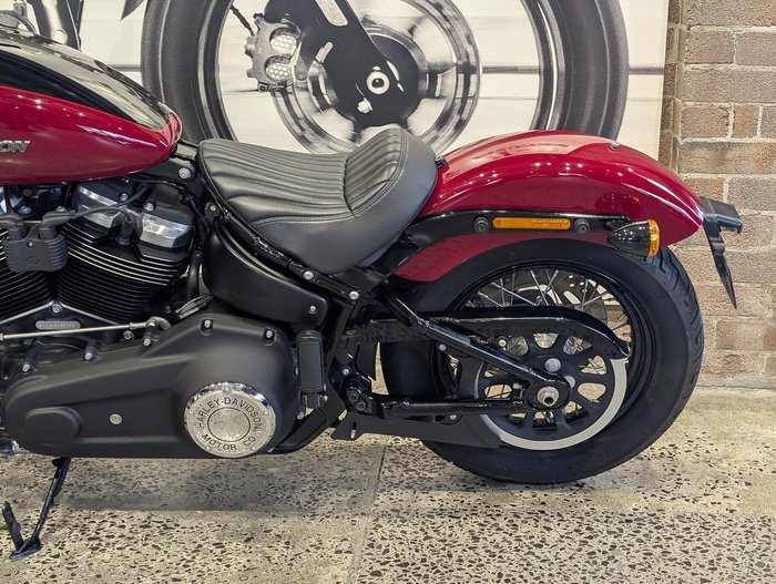 2019 Harley-Davidson Street Bob 107 (FXBB) Softail Black