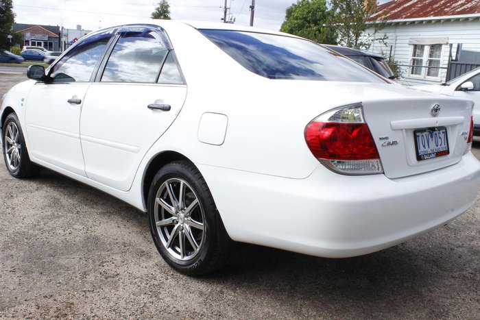 2005 Toyota Camry Altise MCV36R Diamond White