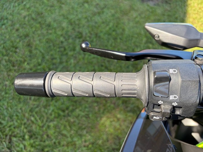 2023 Kawasaki Z400 Black