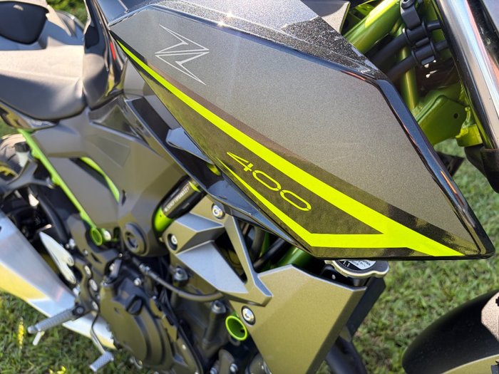 2023 Kawasaki Z400 Black