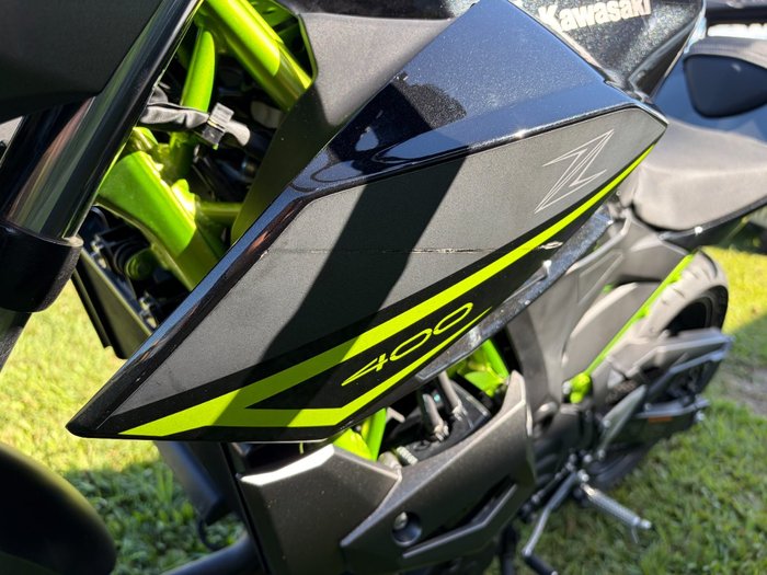 2023 Kawasaki Z400 Black