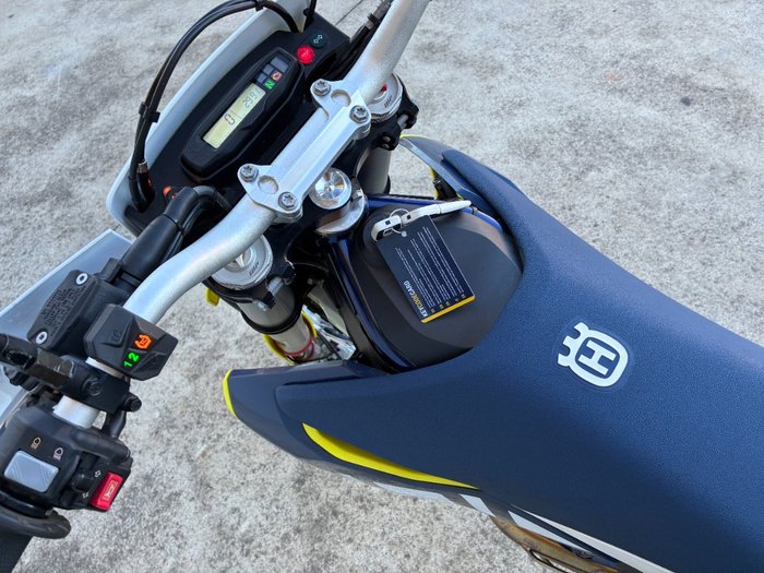 2024 Husqvarna 701 ENDURO White