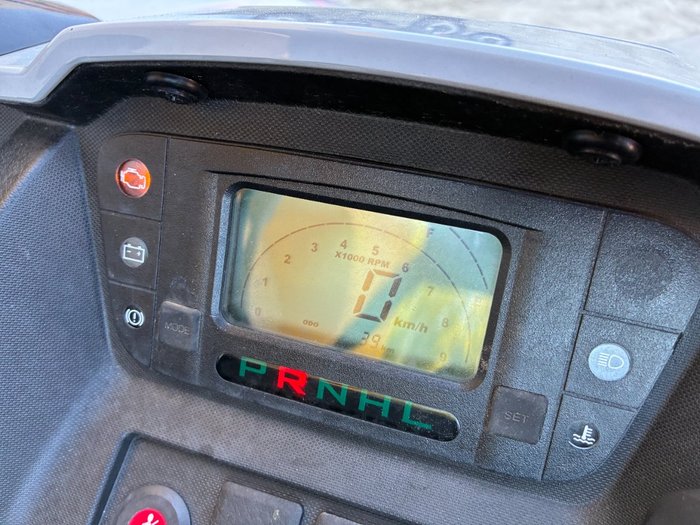 2021 Kymco UXV 450i Grey