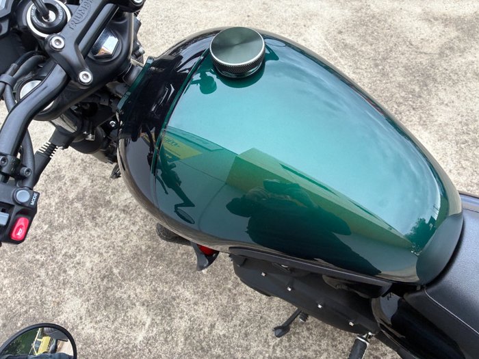 2024 Triumph BONNEVILLE SPEED TWIN Green