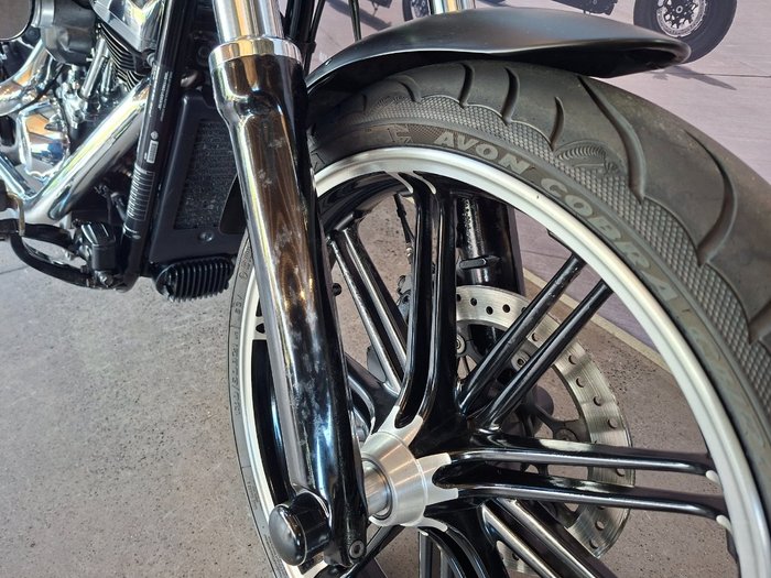 2018 HARLEY-DAVIDSON FXBRS BREAKOUT