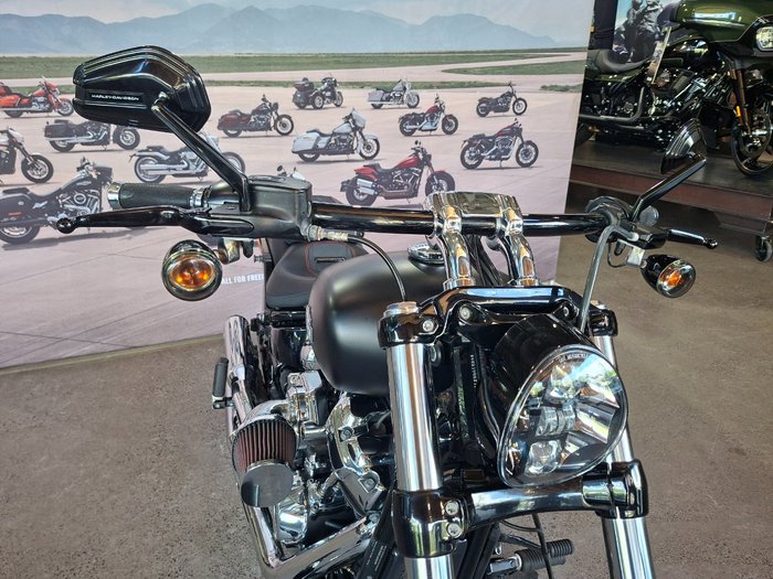 2018 HARLEY-DAVIDSON FXBRS BREAKOUT
