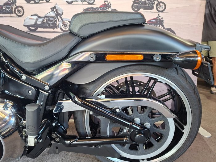 2018 HARLEY-DAVIDSON FXBRS BREAKOUT
