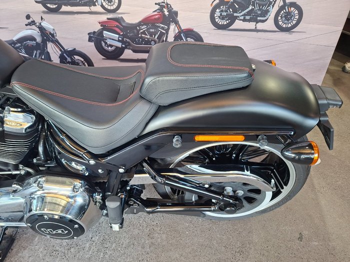 2018 HARLEY-DAVIDSON FXBRS BREAKOUT