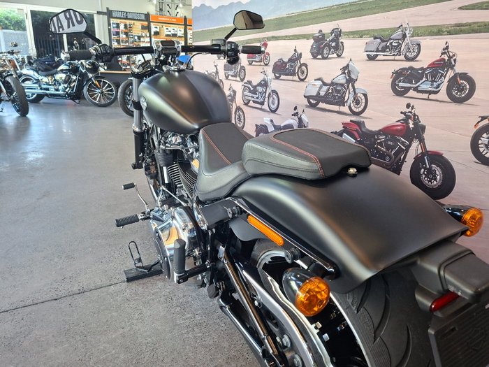 2018 HARLEY-DAVIDSON FXBRS BREAKOUT