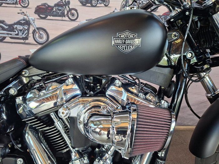 2018 HARLEY-DAVIDSON FXBRS BREAKOUT