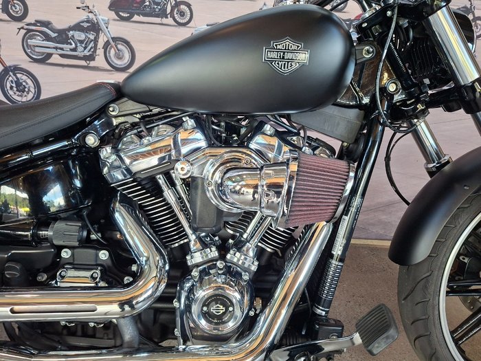 2018 HARLEY-DAVIDSON FXBRS BREAKOUT