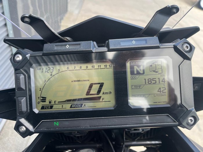 2017 Yamaha MT-09 Tracer (MT09TRA) MT Black