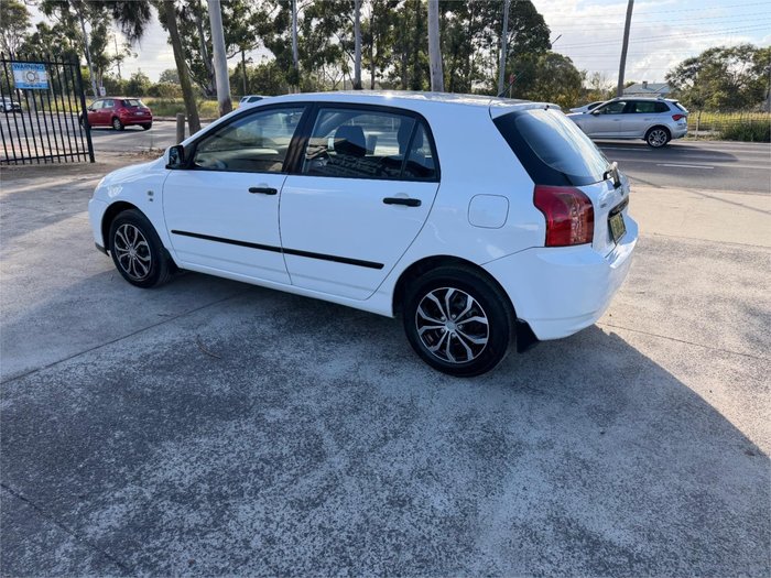 2005 TOYOTA COROLLA CONQUEST SECA ZZE122R White